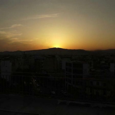 Appartamento Stylish Penthouse With Acropolis And 360 View Atene Esterno foto