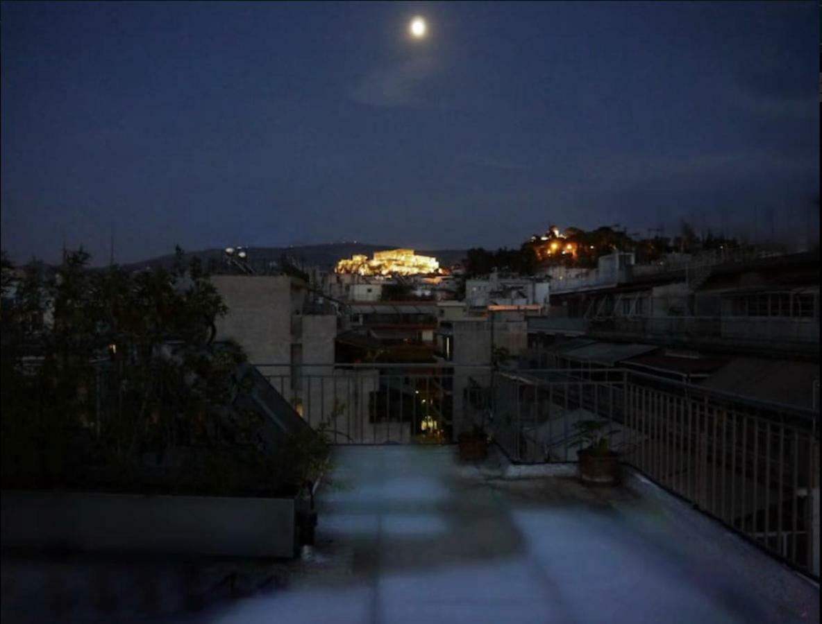 Appartamento Stylish Penthouse With Acropolis And 360 View Atene Esterno foto